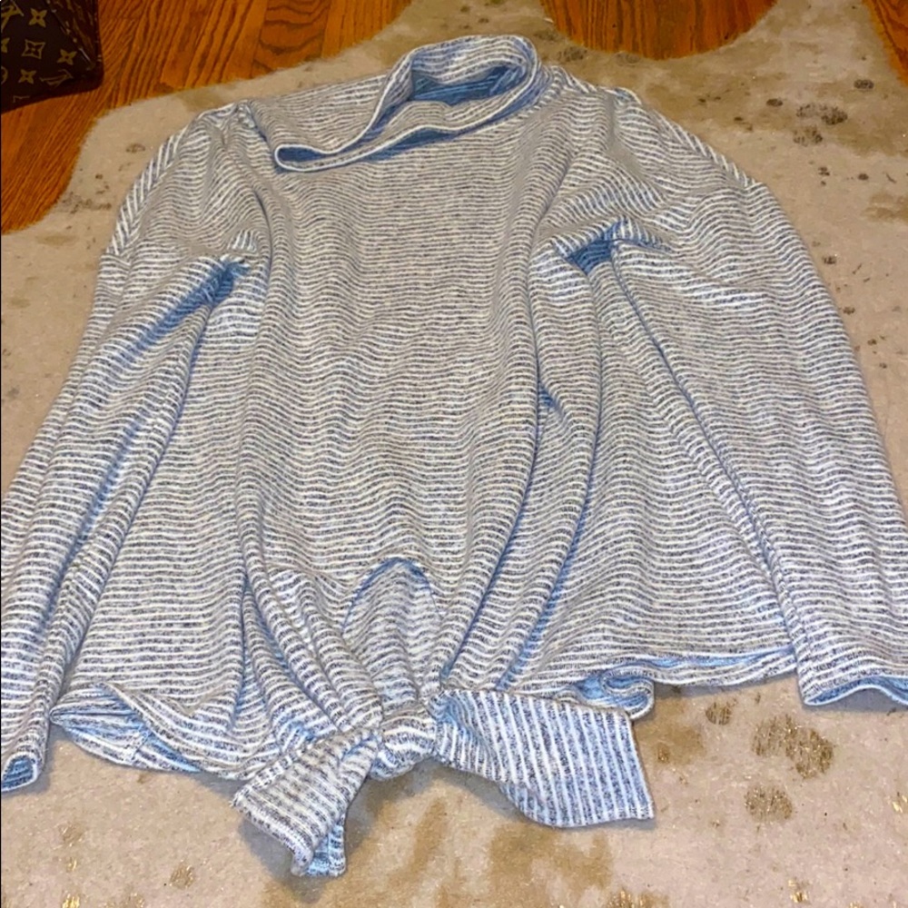 Gray loft sweater!